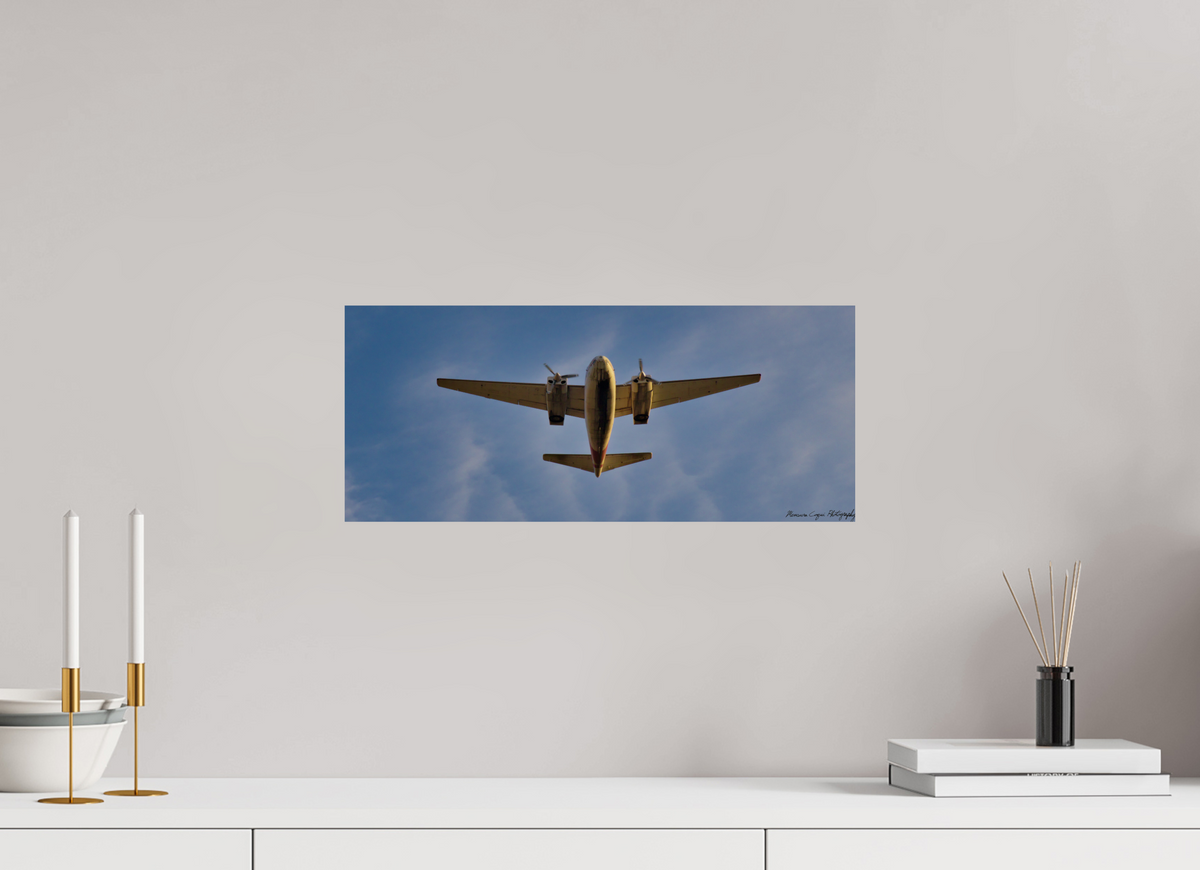 18.9 x 8″, ChromaLuxe HD Metal Print Twin Engine Aircraft Takes Off from Centennial Airport